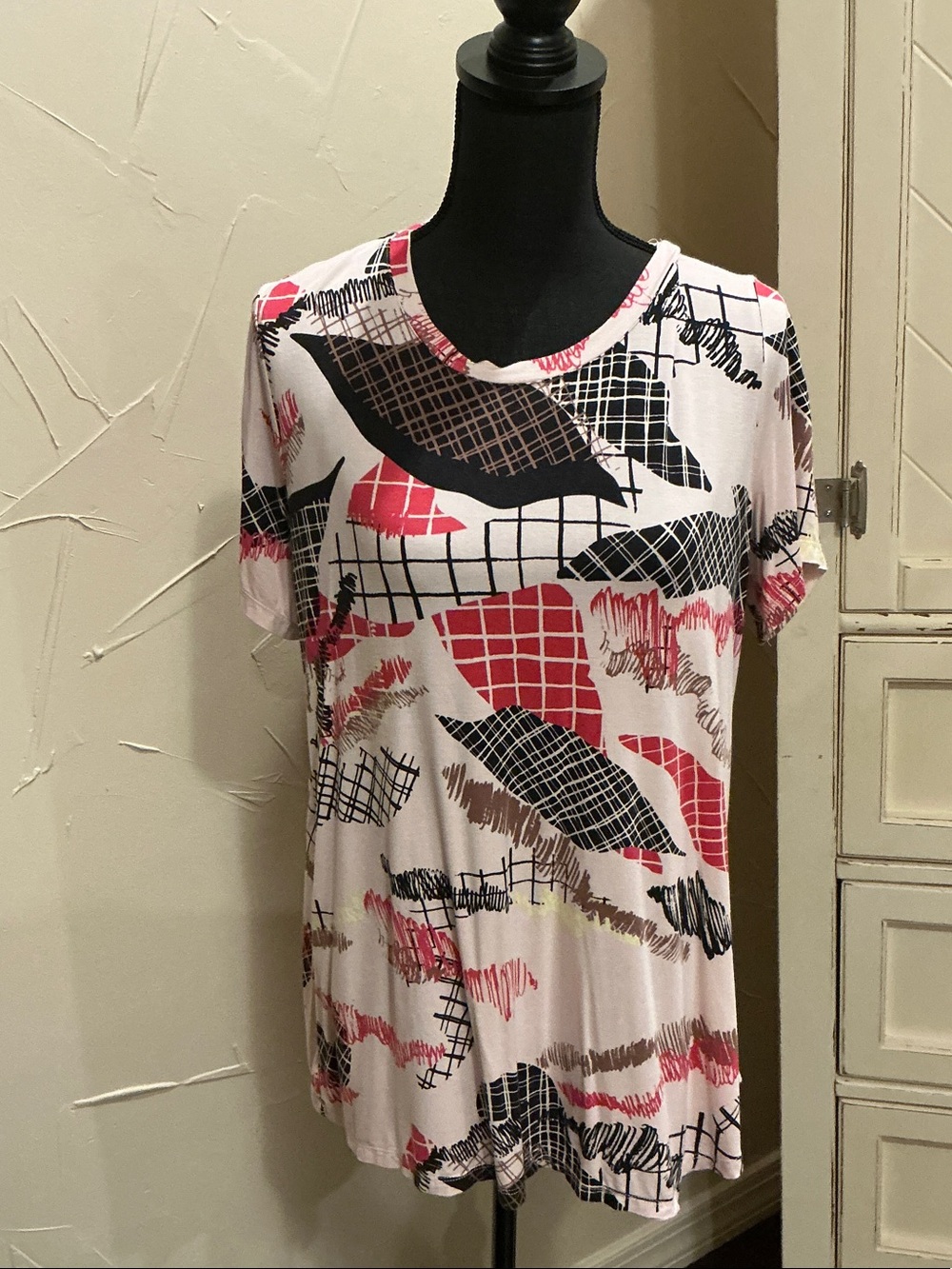LOGO by Lori Goldstein Pink, Black & Brown Abstract Short-Sleeve Top